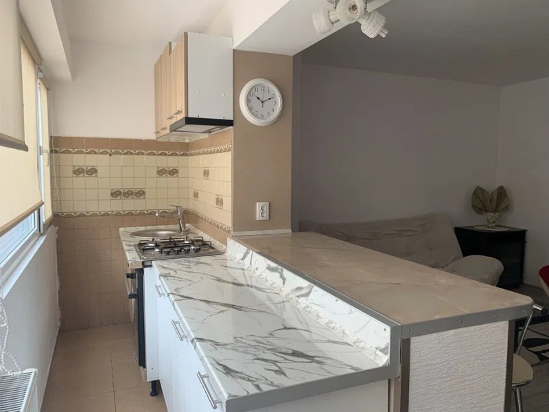 Apartament 2 Camere - Tomis Nord - Zona Rovere -Etaj Intermediar - Centrala Gaze