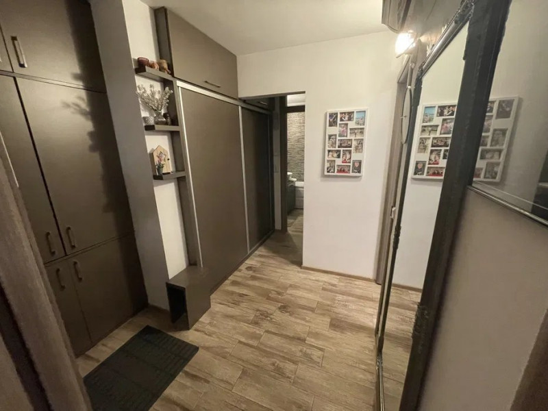 Apartament 2 Camere - Km 5 - Etaj 3 - Renovat Integral - Centrala Pe Gaze