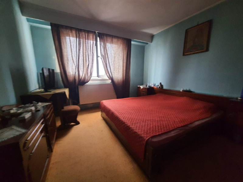 OCAZIE!!! TOMIS NORD APARTAMENT CU 3 CAMERE DECOMANDAT CENTRALA GAZE 