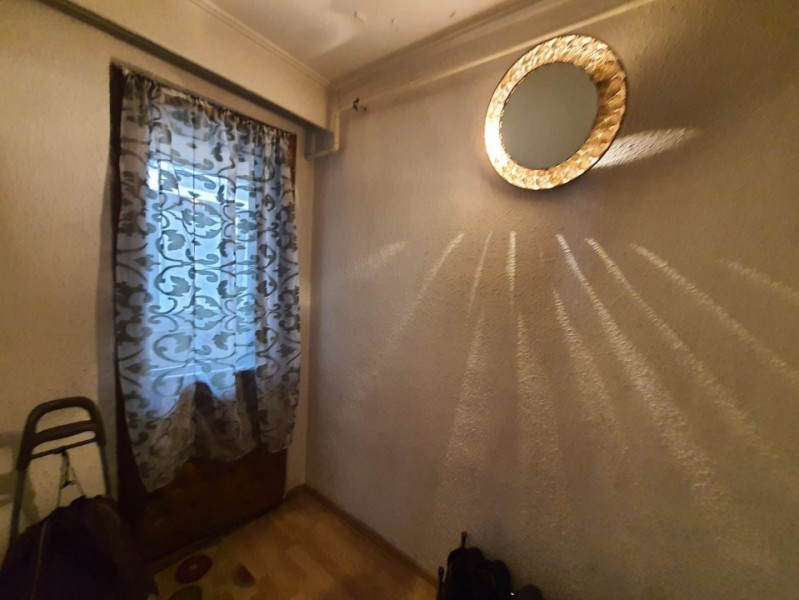 OCAZIE!!! TOMIS NORD APARTAMENT CU 3 CAMERE DECOMANDAT CENTRALA GAZE 