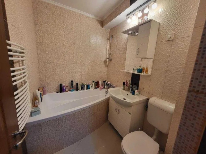 Apartament 3 Camere  - Tomis II - Etaj 2 - Mobilat - Centrala Pe Gaze