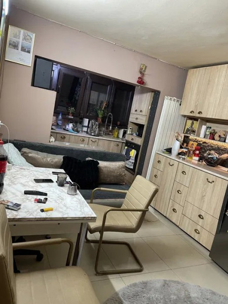 Apartament 2 Camere Decomandate  - Poarta 6 - Partial Mobilat - Centrala Pe Gaze