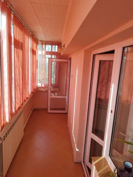 Apartament 3 Camere - Zona Anda - Etaj 3 - Renovat - Centrala Pe Gaze