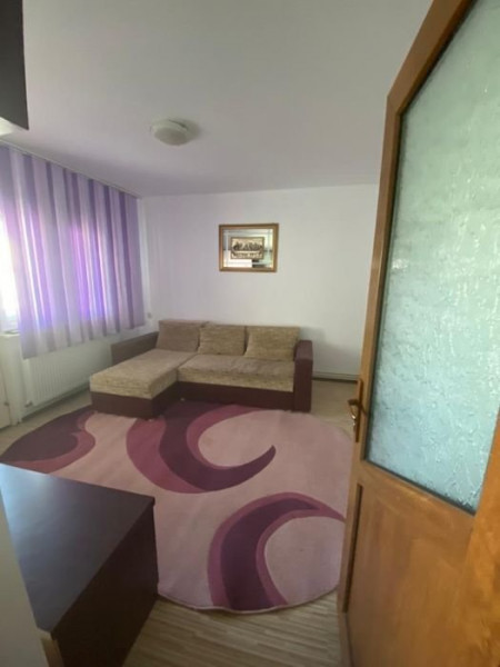 Apartament 3 Camere Decomandate - Zona CET - Gaze - Etaj 3