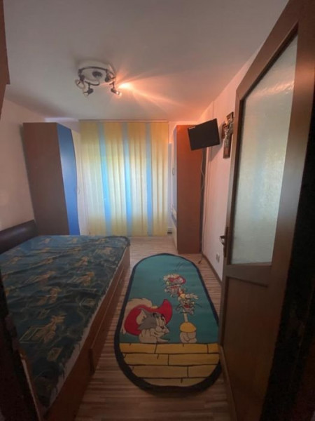 Apartament 3 Camere Decomandate - Zona CET - Gaze - Etaj 3