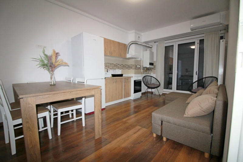 Apartament Tip Studio - La Cheie - Loc De Parcare Si Boxa