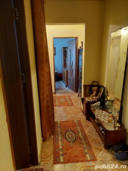 Apartament 2 Camere Decomandate - Casa De Cultura - Etaj 1 - Centrala Pe Gaze