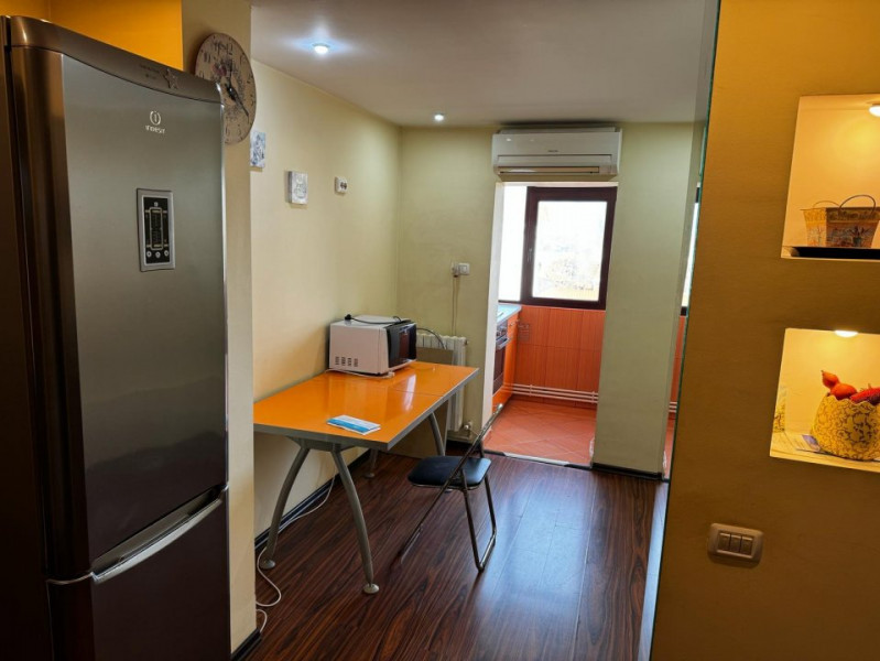 Apartament 2 Camere - Casa De Cultura - Imbunatatit - Centrala Pe Gaze