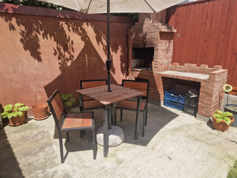 Casa 3 Camere - Zona Stadion - Teren 300 Mp - Acoperis Nou