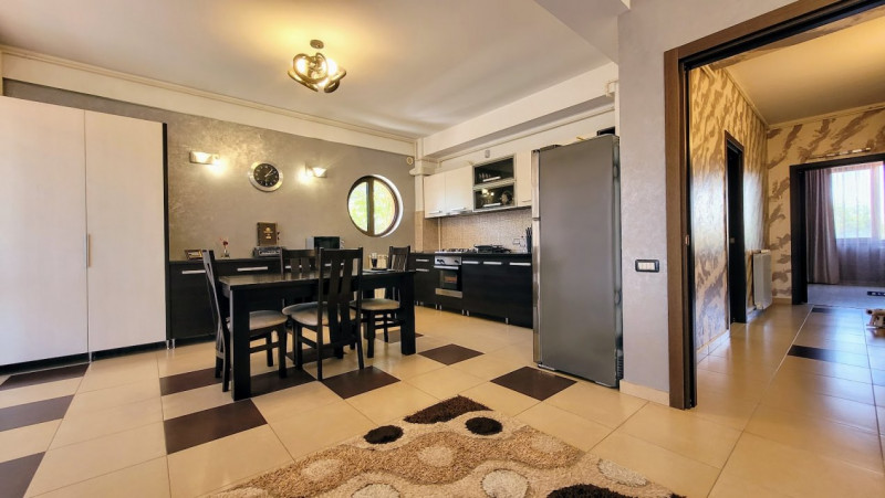 Apartament 3 Camere - Mamaia Nord - Pe Malul Lacului - Loc Parcare
