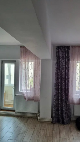 Apartament 3 Camere - Capitol - Etaj 1 - Mobilat - Centrala Pe Gaze