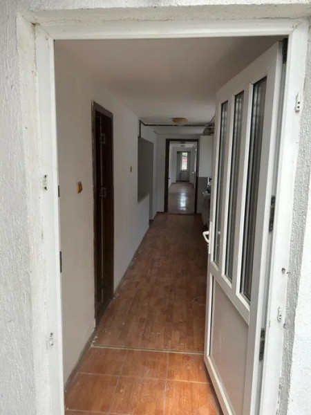 Casa 5 Camere - Zona Anda - Teren 230 Mp - Centrala Pe Gaze