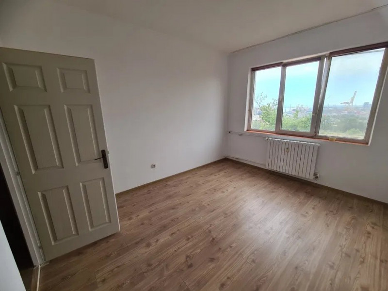 Garsoniera - Zona Far - Renovata Complet