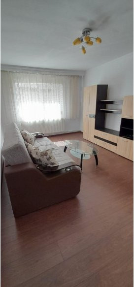 Apartament 3 Camere - Zona Poarta 6 - Parter Inalt - Gaze