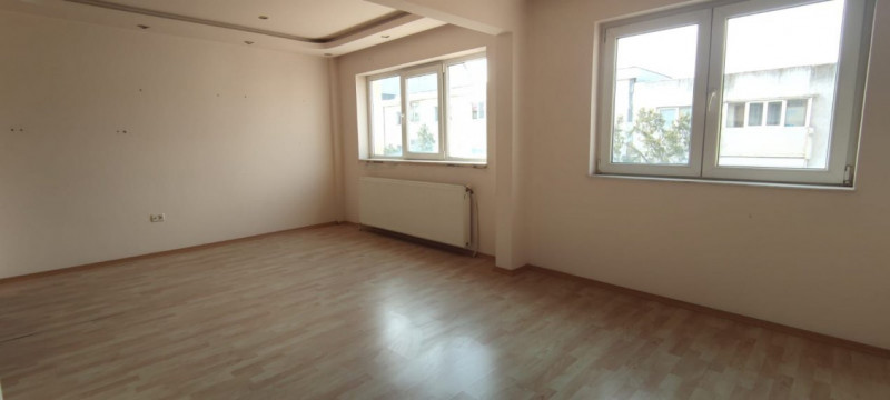 Apartament 4 Camere Transformat In 3 - Tomis 3 - Centrala Pe Gaze