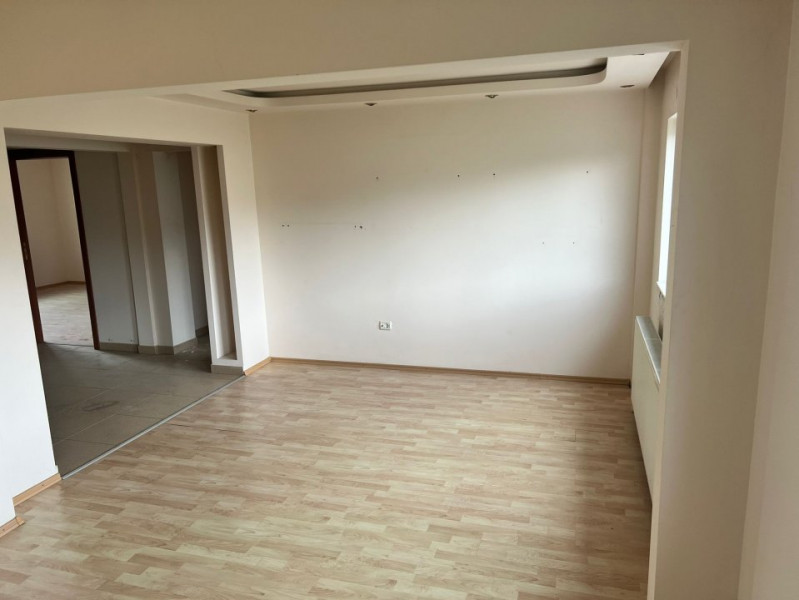 Apartament 4 Camere Transformat In 3 - Tomis 3 - Centrala Pe Gaze