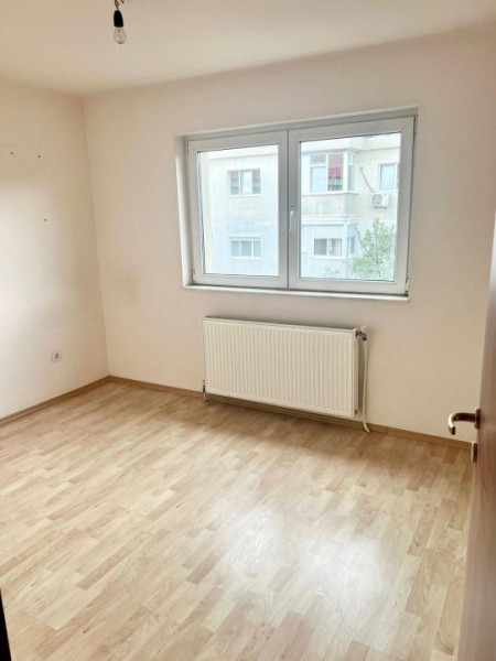 Apartament 4 Camere Transformat In 3 - Tomis 3 - Centrala Pe Gaze