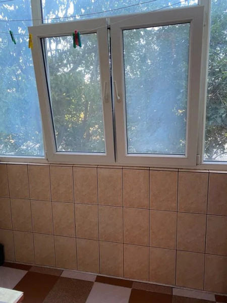 Apartament 2 Camere - Zona CET - Etaj 1 - Mobilat