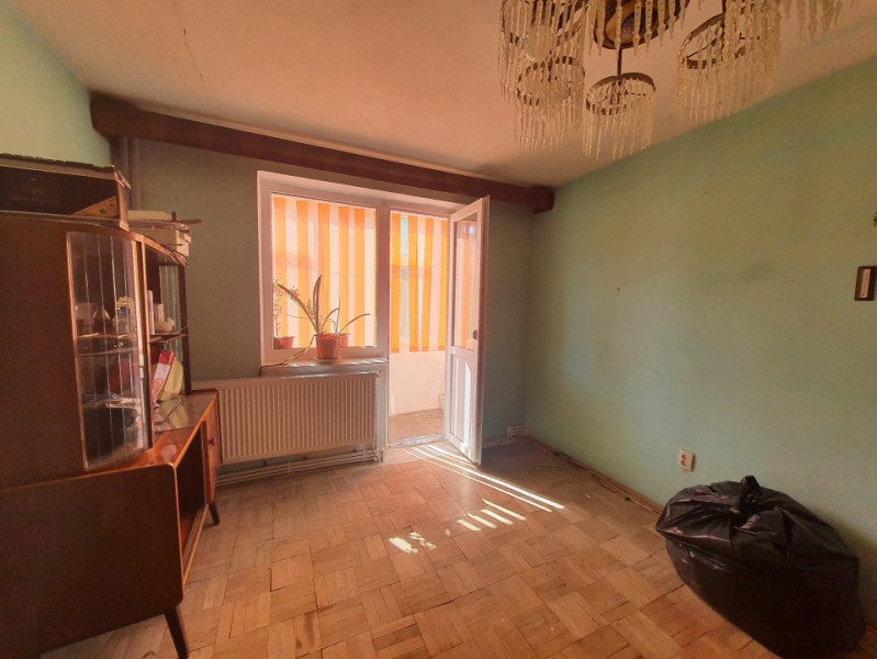 Apartament 2 Camere - Zona Abator - Etaj 2 - Centrala Pe Gaze