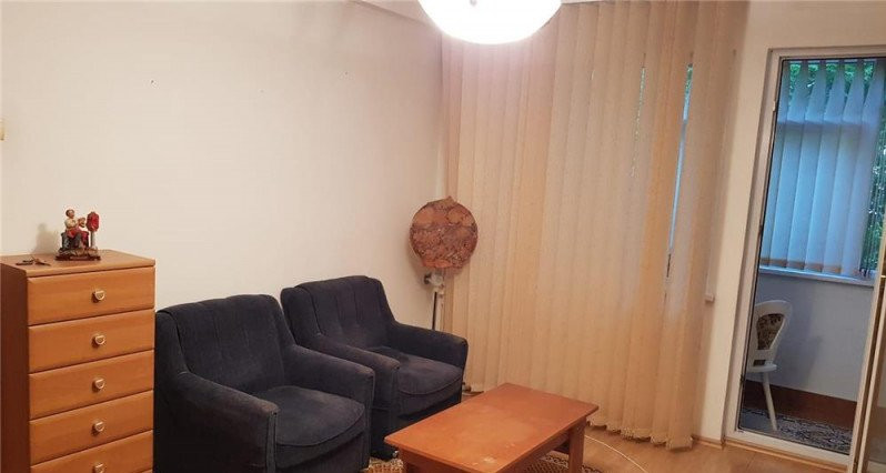 Apartament 2 Camere - Zona Gara - Etaj 2 - Gaze La Usa