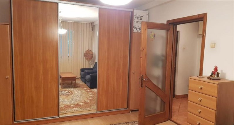 Apartament 2 Camere - Zona Gara - Etaj 2 - Gaze La Usa