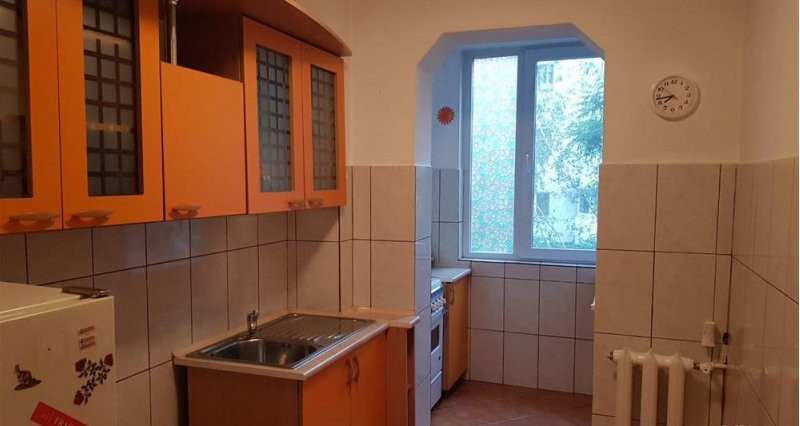 Apartament 2 Camere - Zona Gara - Etaj 2 - Gaze La Usa