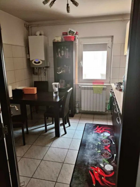 Apartament 4 Camere - Inel II - Scoala 39 - Etaj 2 - Mobilat - Centrala Pe Gaze