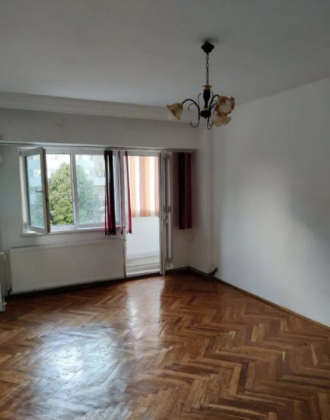Apartament 2 Camere Decomandate - Trocadero  - Centrala Pe Gaze
