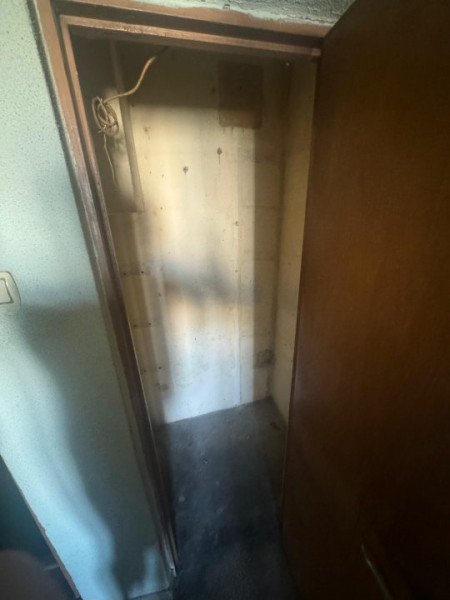 Apartament 2 Camere - Zona Dacia - Etaj 4 Cu Pod - Gaze Pe Scara