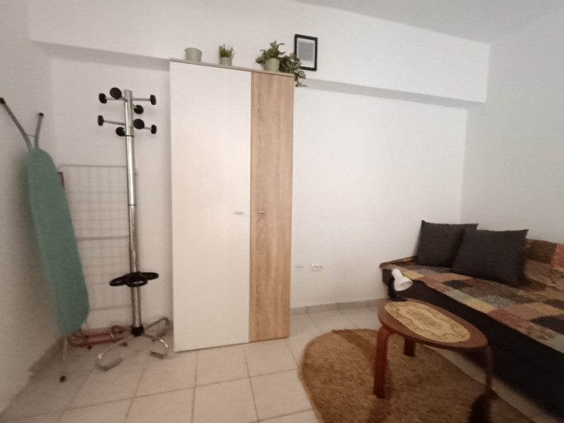 Locuinta/Spatiu Comercial - Tomis 3  - Parter - Centrala Pe Gaze