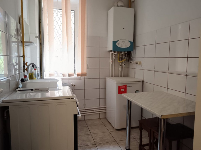 Locuinta/Spatiu Comercial - Tomis 3  - Parter - Centrala Pe Gaze