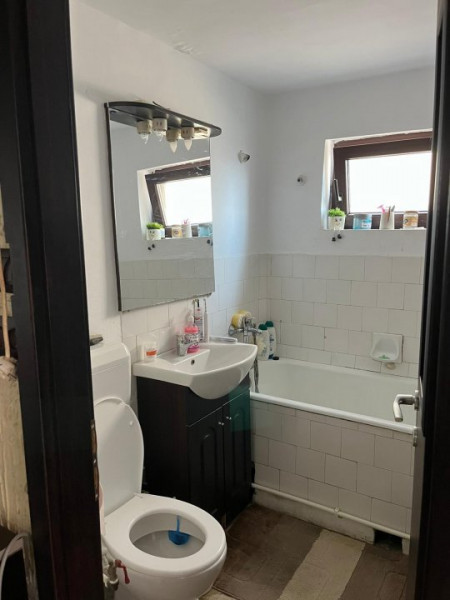 Apartament 2 Camere - Tomis III - Etaj Intermediar - Centrala Pe Gaze