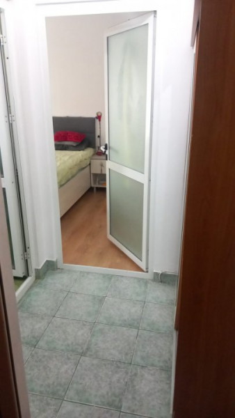 Apartament 2 Camere - Abator - Etaj 1 - Mobilat - Centrala Pe Gaze