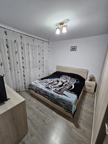 Apartament 3 Camere - Tomis Nord - Etaj 2 - Mobilat - Centrala Pe Gaze