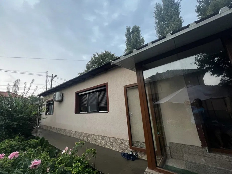 Casa 3 Camere - Km 5 - Teren 331 Mp - Mobilata  - Centrala Pe Gaze