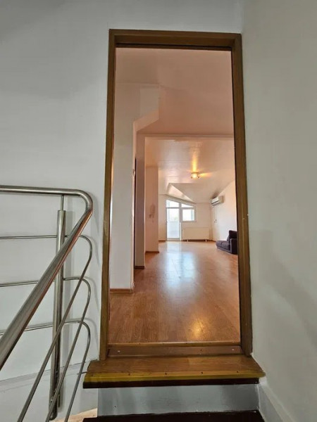 Casa P+1+M - Zona Coiciu - 2 Spatii Comerciale La Parter- Oportunitate Investite