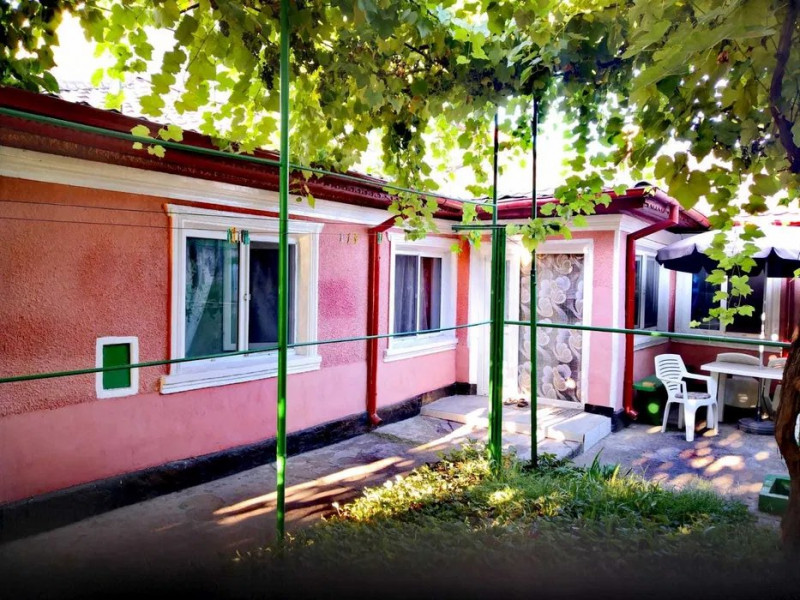 Casa 4 Camere - Teren 220 Mp - Gaze La Poarta