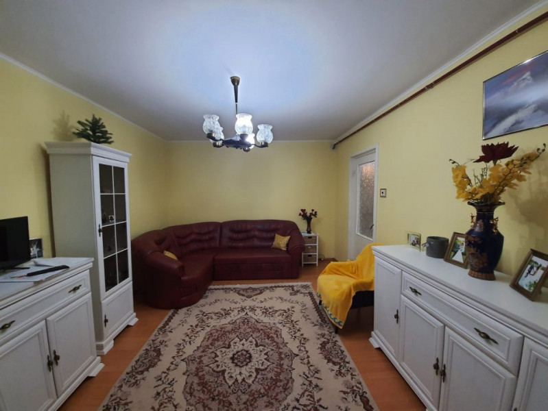 Apartament 2 Camere - Zona Casa De Cultura - Gaze La Aragaz - Etaj 2