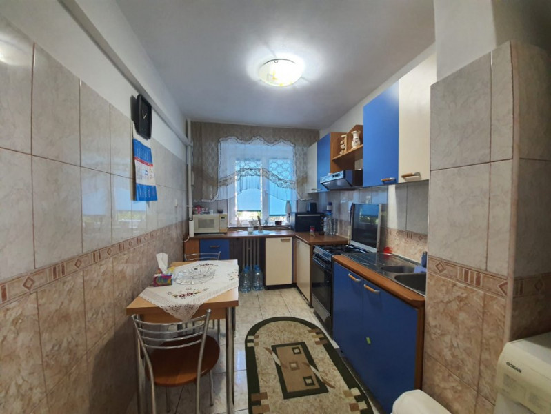Apartament 2 Camere - Zona Casa De Cultura - Gaze La Aragaz - Etaj 2