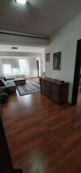 Apartament 2 Camere Decomandat - Zona Tomis Nord - Gaze - Mobilat - Loc Parcare