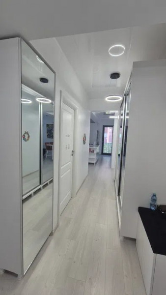 Apartament 4 Camere - Zona Compozitori - Totul Nou -Optiona Loc Parcare Acoperit
