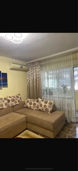 Apartament 3 Camere - Zona CET - Etaj 1 - Mobilat - Centrala Pe Gaze