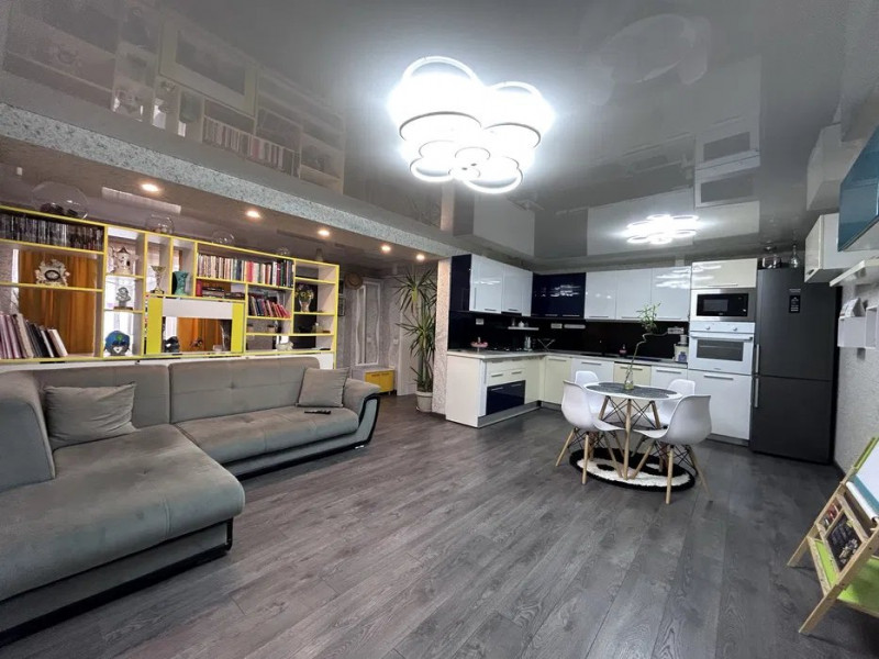 Casa 4 Camere - Zona Inel I - Renovata - Centrala Pe Gaze - Mobilata Complet