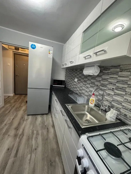 Apartament 2 Camere - Tomis Nord - Scoala 29 - Etaj 3 - Renovat Integral