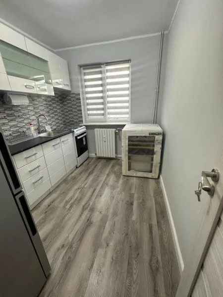 Apartament 2 Camere - Tomis Nord - Scoala 29 - Etaj 3 - Renovat Integral