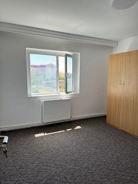 Apartament 2 Camere - Inel I Eden - Etaj 2 - Renovat - Centrala Pe Gaze