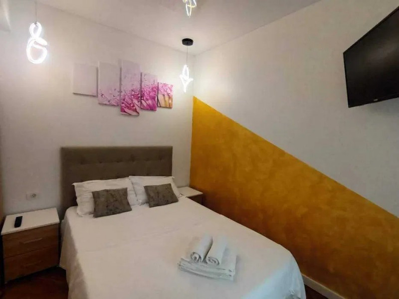 Apartament 2 Camere - Pe Promenada - Vedere Laterala La Mare