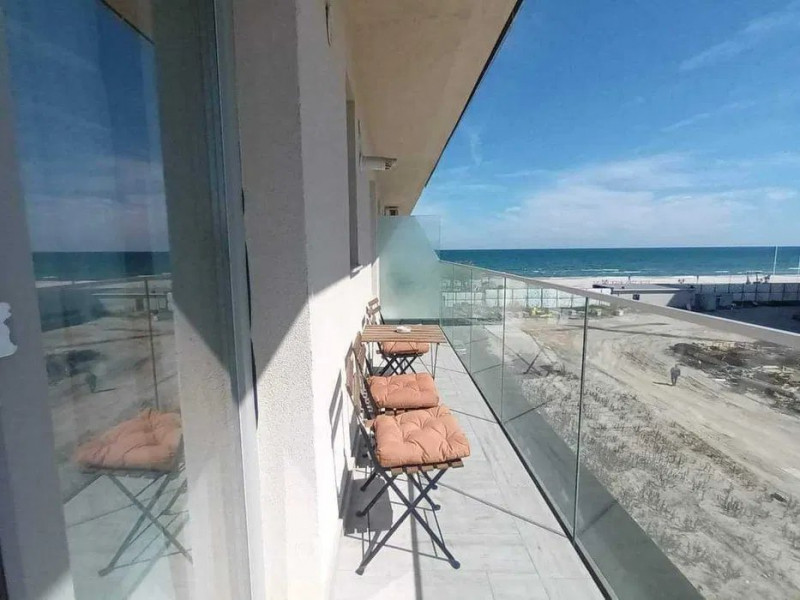 Apartament 2 Camere - Pe Promenada - Vedere Laterala La Mare
