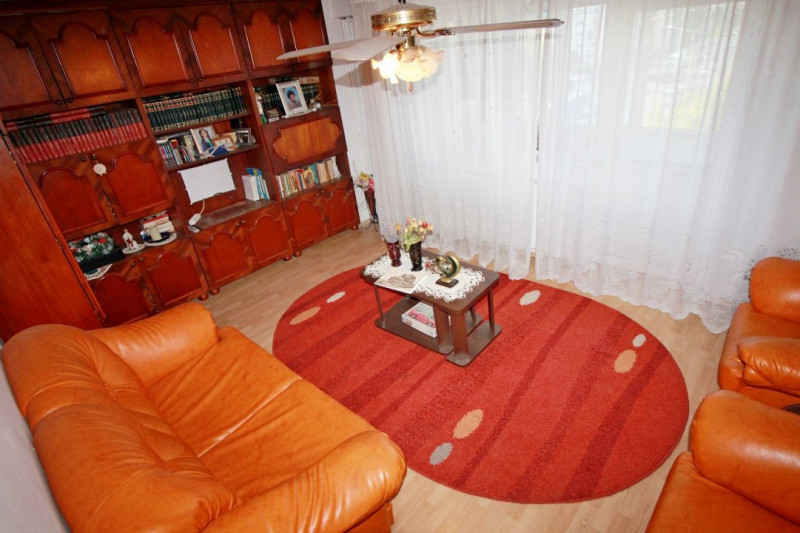 Apartament 3 Camere - Inel II Eliberarii - Centrala Pe Gaze