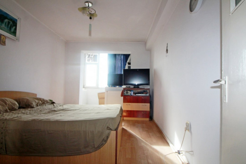 Apartament 3 Camere - Inel II Eliberarii - Centrala Pe Gaze